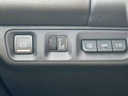 Used 2023 GMC Acadia Denali FWD image 22