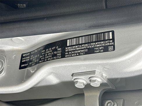 Used 2021 Jeep Renegade Latitude image 35