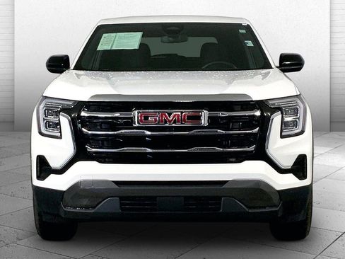 Used 2026 GMC Terrain Elevation FWD image 2