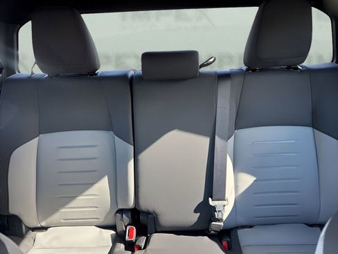 Used 2025 Toyota Tacoma TRD Sport image 11