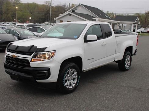 Used 2022 Chevrolet Colorado LT w/ Fleet Safety Package image 4