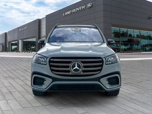 Used 2024 Mercedes-Benz GLS 580 4MATIC image 8