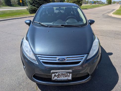 Used 2011 Ford Fiesta SE w/ 203A Rapid Spec Order Code FWD image 4
