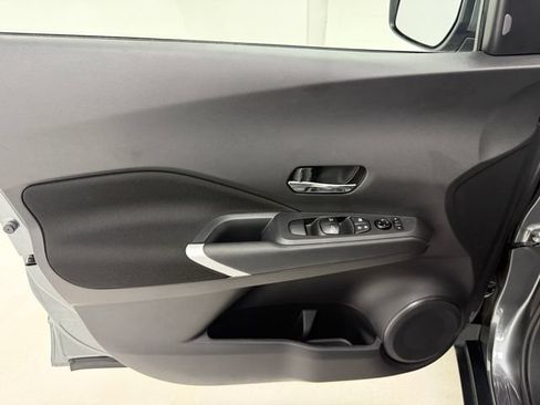 Used 2023 Nissan Kicks SV FWD image 29