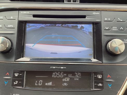Used 2016 Toyota Avalon XLE FWD image 21