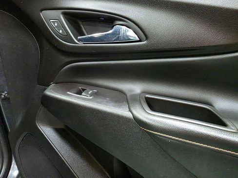 Used 2018 Chevrolet Equinox Premier AWD/4WD image 29
