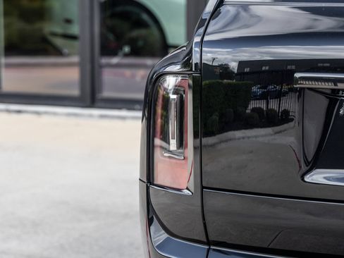 Used 2026 Rolls-Royce Cullinan Black Badge AWD/4WD image 13