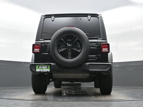 Used 2021 Jeep Wrangler Unlimited Sport image 25