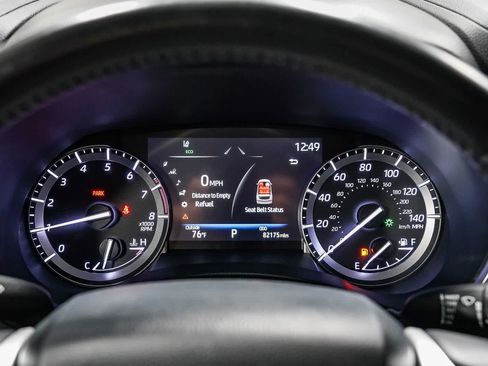 Used 2022 Toyota Highlander XLE FWD image 25