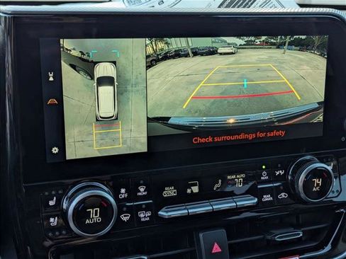 New 2026 Toyota Highlander Platinum AWD/4WD image 12