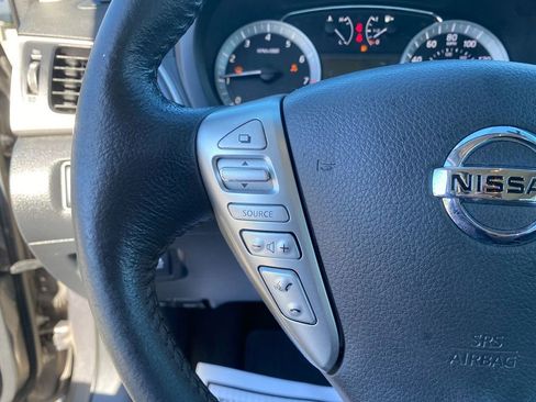 Used 2015 Nissan Sentra SV image 16