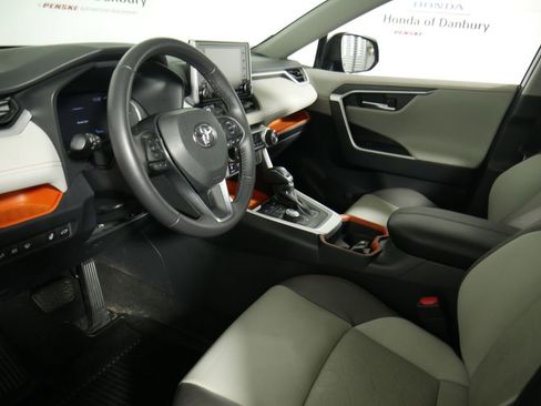 Used 2019 Toyota RAV4 Adventure w/ Cold Weather Package image 16