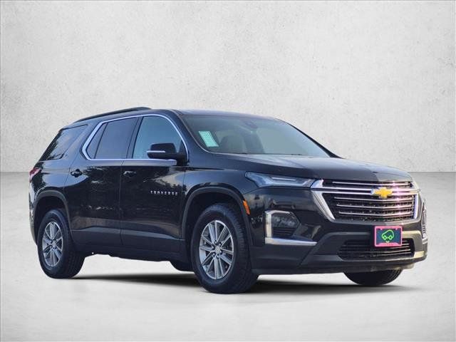 Certified 2023 Chevrolet Traverse LT FWD image 3