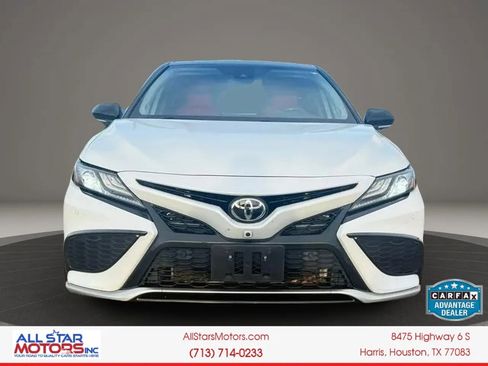 Used 2021 Toyota Camry XSE w/ Navigation Package FWD image 2