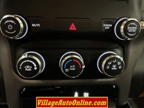 Used 2019 RAM 1500 Big Horn image 27