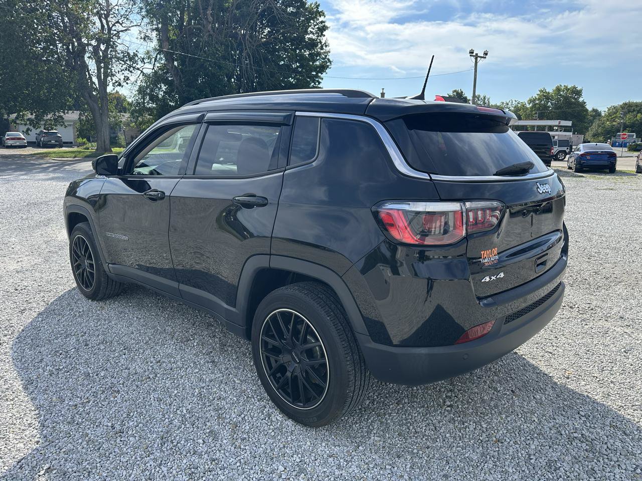 Used 2019 Jeep Compass Limited w/ Safety & Security Group AWD/4WD image 6