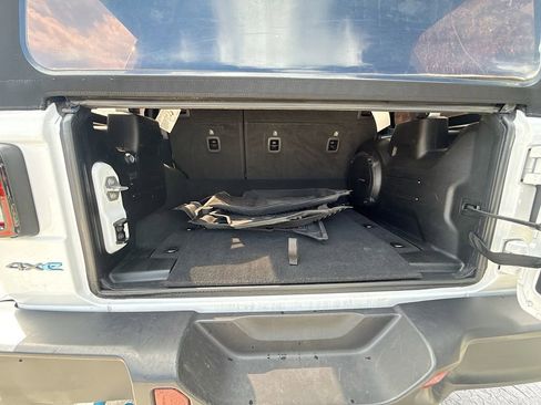 Used 2023 Jeep Wrangler Unlimited w/ 8.4" Radio Group image 30