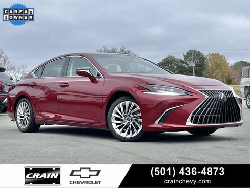 Used 2022 Lexus ES 300h Ultra Luxury image 1