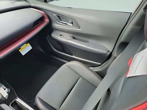 New 2026 Toyota Prius Plug-In Hybrid FWD image 10