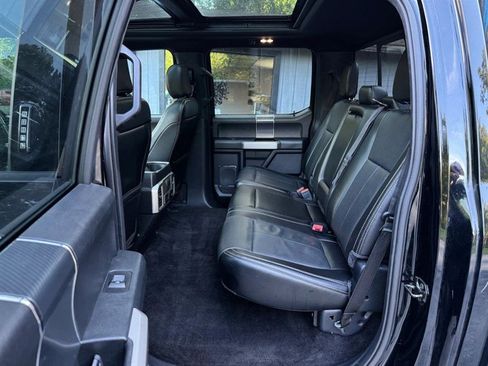 Used 2018 Ford F150 Lariat w/ Equipment Group 502A Luxury AWD/4WD image 32