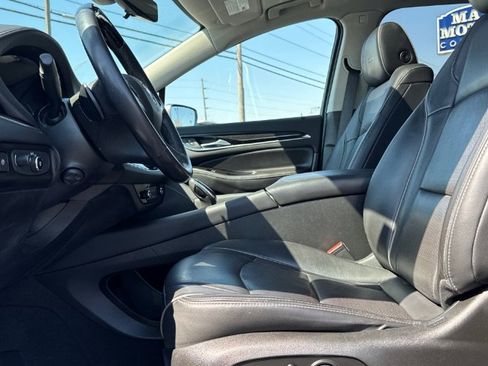 Used 2019 Buick Enclave Avenir w/ Avenir Technology Package image 14