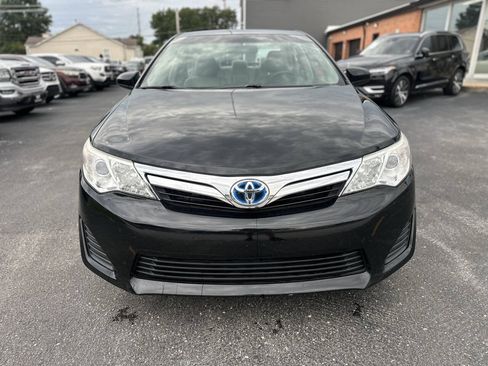 Used 2014 Toyota Camry LE FWD image 2