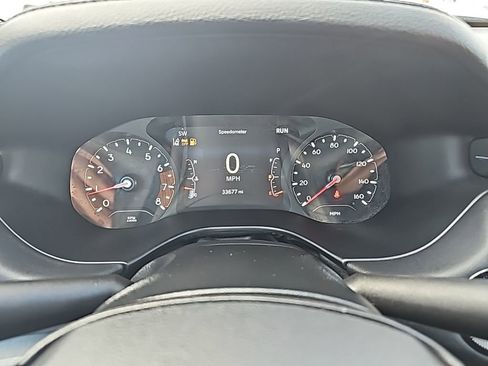 Used 2022 Jeep Compass Limited image 24