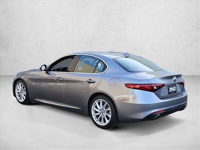 Used 2019 Alfa Romeo Giulia RWD image 8
