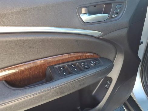 Used 2017 Acura MDX SH-AWD image 15