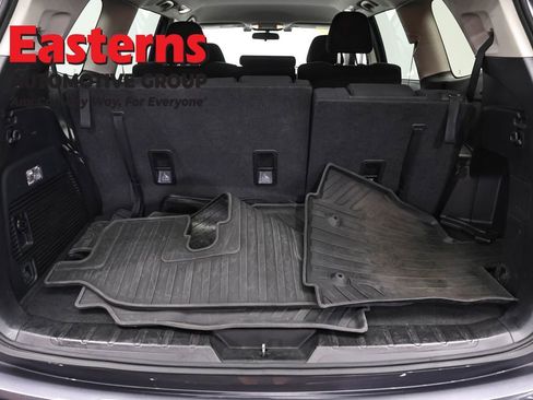 Used 2022 Subaru Ascent Premium AWD/4WD image 9