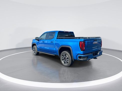 Used 2023 GMC Sierra 1500 AT4 w/ AT4 Premium Package AWD/4WD image 7