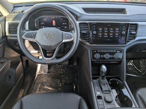 Used 2022 Volkswagen Atlas SE image 15