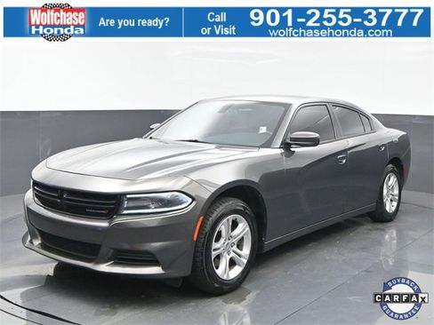 Used 2019 Dodge Charger SXT image 1