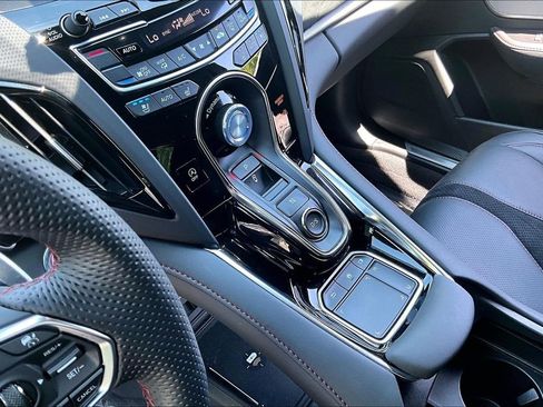 Used 2024 Acura RDX A-Spec image 15