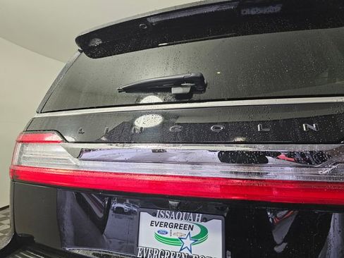 Used 2021 Lincoln Navigator L Black Label image 17