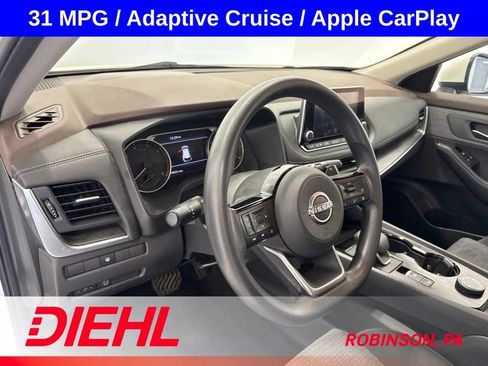 Used 2023 Nissan Rogue SV AWD/4WD image 19