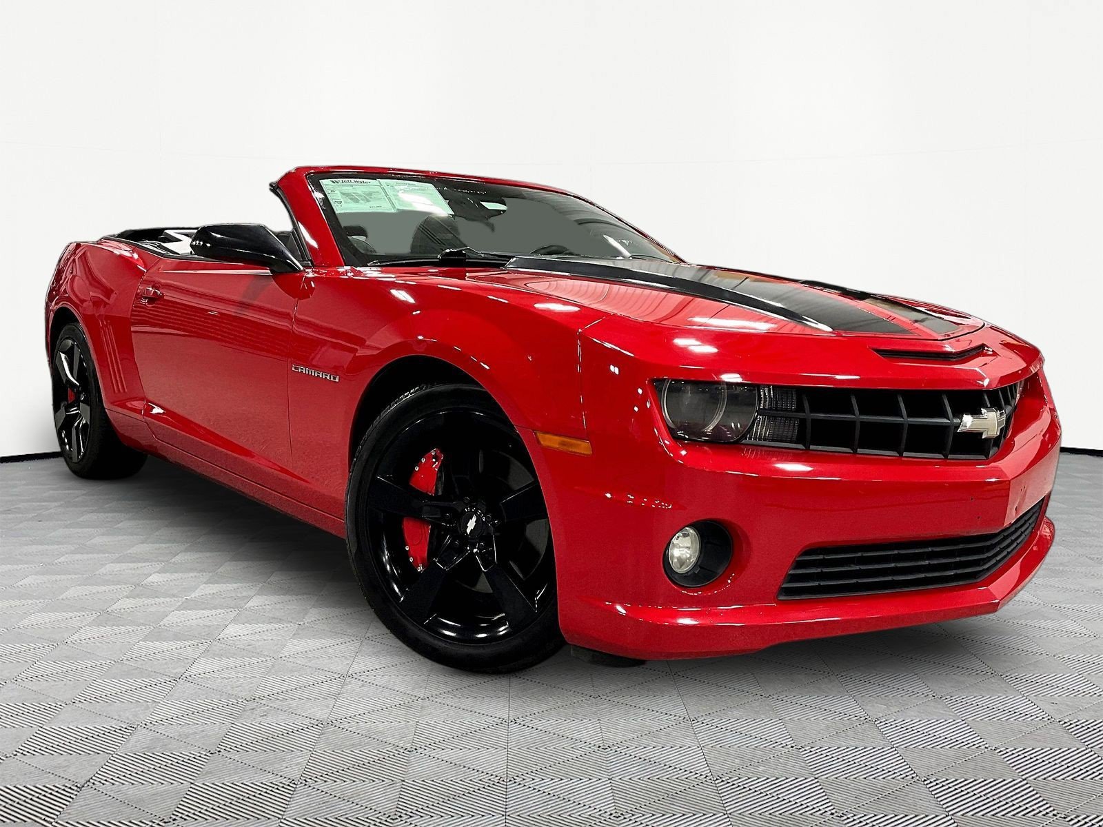 Used 2011 Chevrolet Camaro SS w/ RS Package RWD image 3