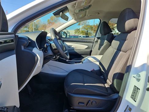 Used 2024 Hyundai Tucson SEL image 13