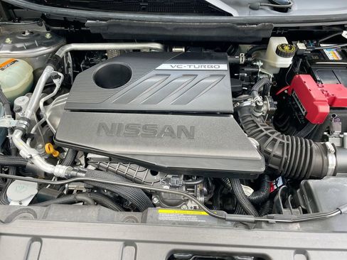 Used 2023 Nissan Rogue SV image 35
