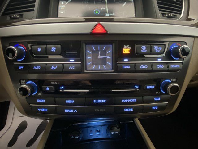 Used 2015 Hyundai Genesis 3.8 RWD image 19