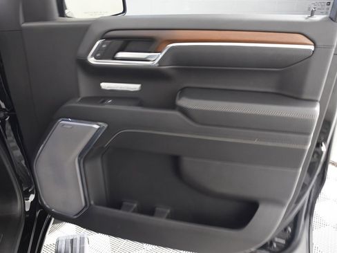 Used 2024 GMC Sierra 1500 Denali w/ Denali Reserve Package image 18