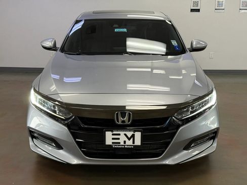 Used 2020 Honda Accord Sport image 3