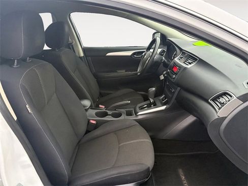 Used 2016 Nissan Sentra S image 15