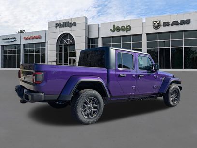 New 2026 Jeep Gladiator Sport