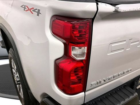 Used 2023 Chevrolet Silverado 2500 Custom w/ Custom Value Package AWD/4WD image 24
