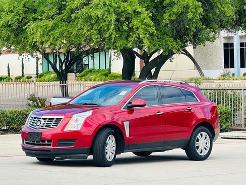 Used 2013 Cadillac SRX Luxury image 4