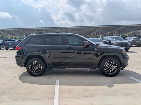 Used 2020 Jeep Grand Cherokee Trailhawk w/ Trailhawk Luxury Group AWD/4WD image 6