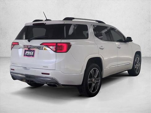 Used 2019 GMC Acadia Denali w/ Technology Package AWD/4WD image 5