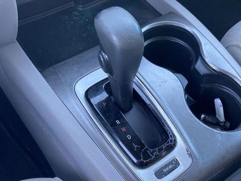 Used 2018 Honda Pilot EX image 11