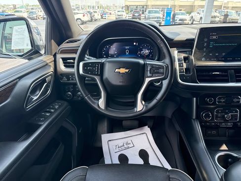 Used 2023 Chevrolet Tahoe Premier w/ Premium Package 2 AWD/4WD image 27